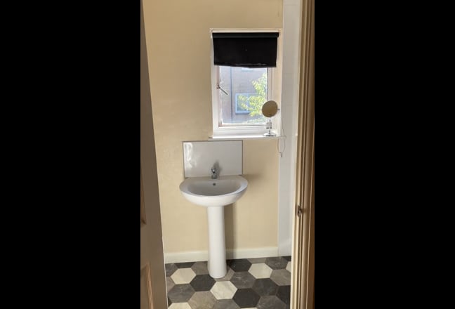 Double room En-Suite Central Milton Keynes Main Photo