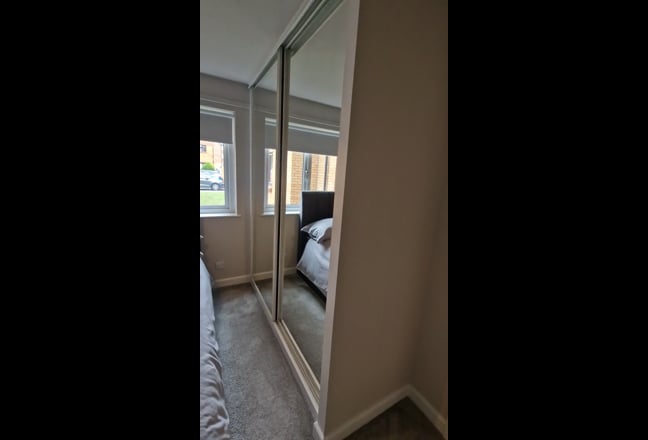 Small Double room available Main Photo