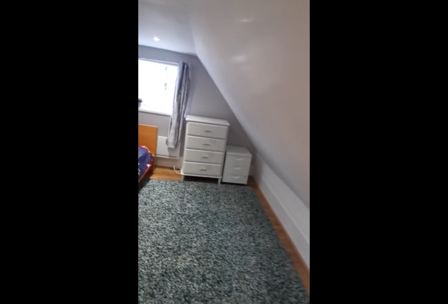 Newly Decorate Studio Flat, Rare Find Main Photo
