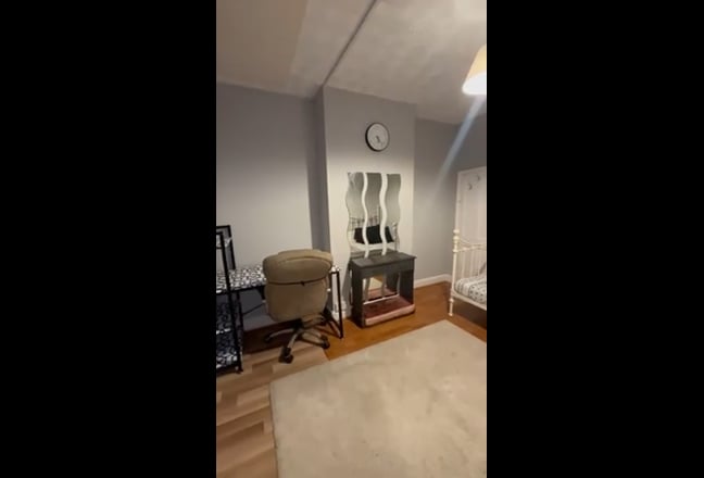 Video 1: Bed and access to wardrobe storage