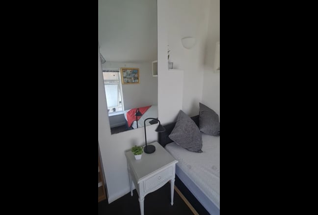 Video 1: Spacious double room with orthopaedic mattress, large window & stylish décor