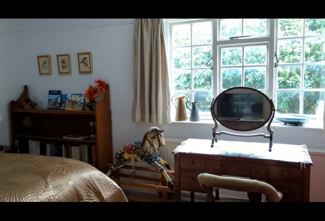 Large ensuite double room in period house F pref Main Photo
