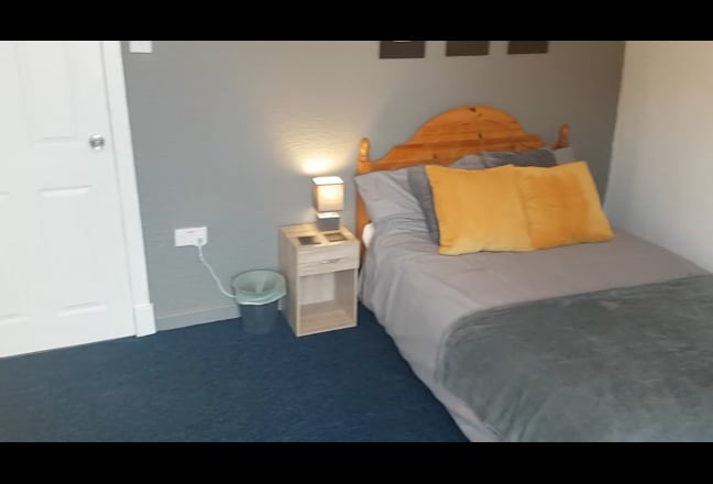 Video 1: Lounge 2