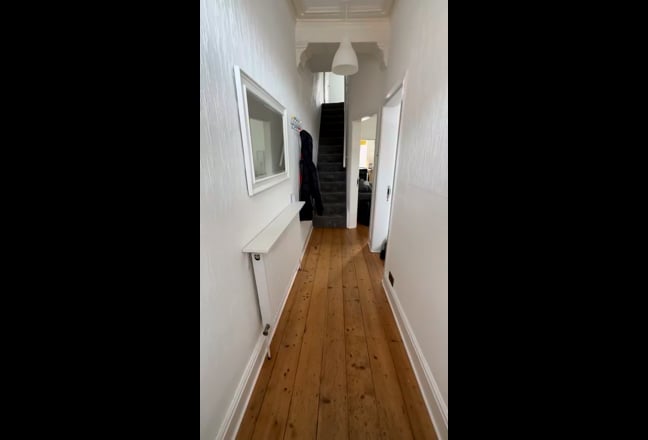 3 spacious double rooms - WHOLE HOUSE | 🏡 Main Photo