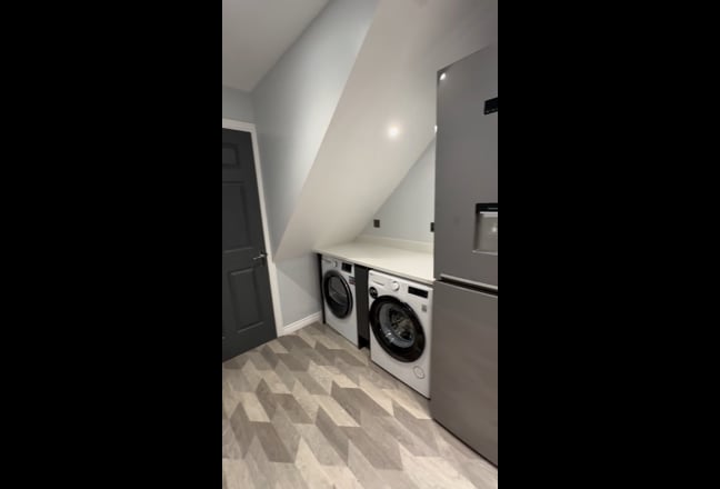 Video 1: Kitchen