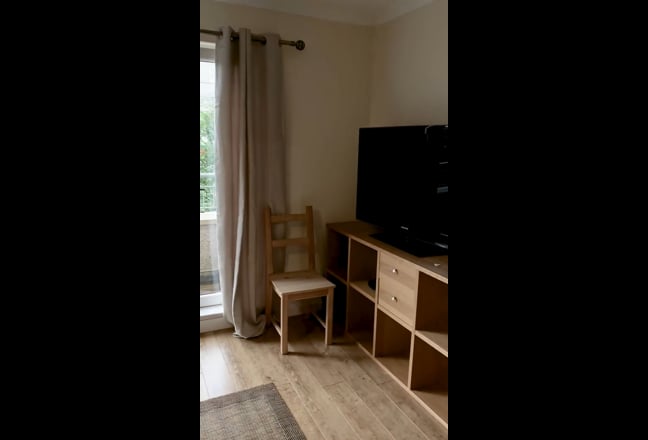 Video 1: Lounge