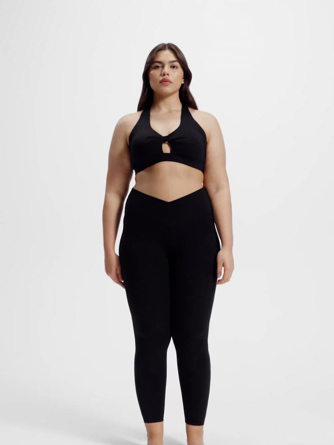 חזיית ספורט קאט-אאוט מבד ilios