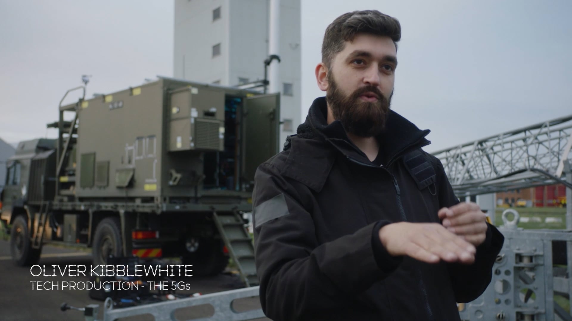 EE - Air Suburbia Full Fibre Tech