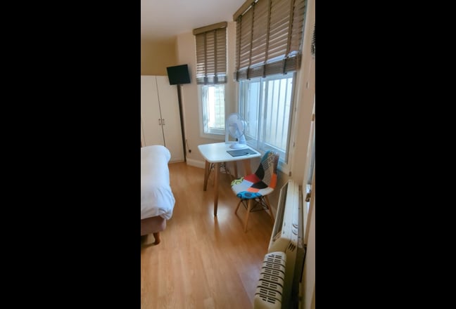 Video 1: Main Room Free TV and Communal Wi Fi