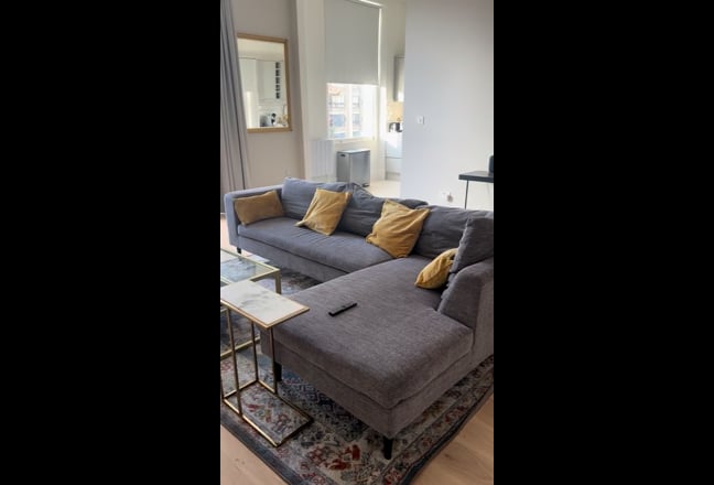 Modern Double room + Bathroom | Hampstead NW3 Main Photo