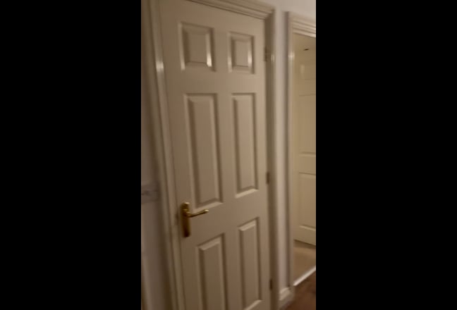 Lovely double room close to the train station  Main Photo