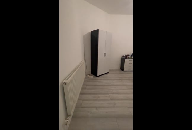 Double Bedroom  £600 Single £450 Main Photo