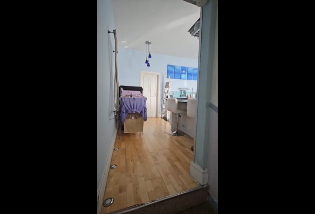 Video 1: front of house