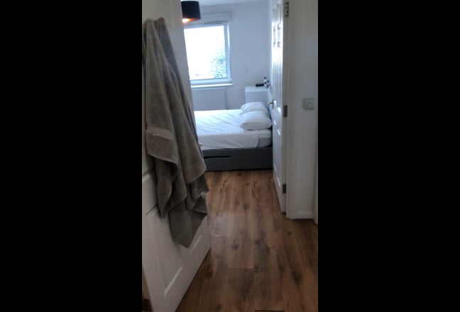 Video 1: Livingroom has large mirrors to encourage light through the flat