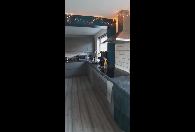 Double sunny room by the beach  Main Photo