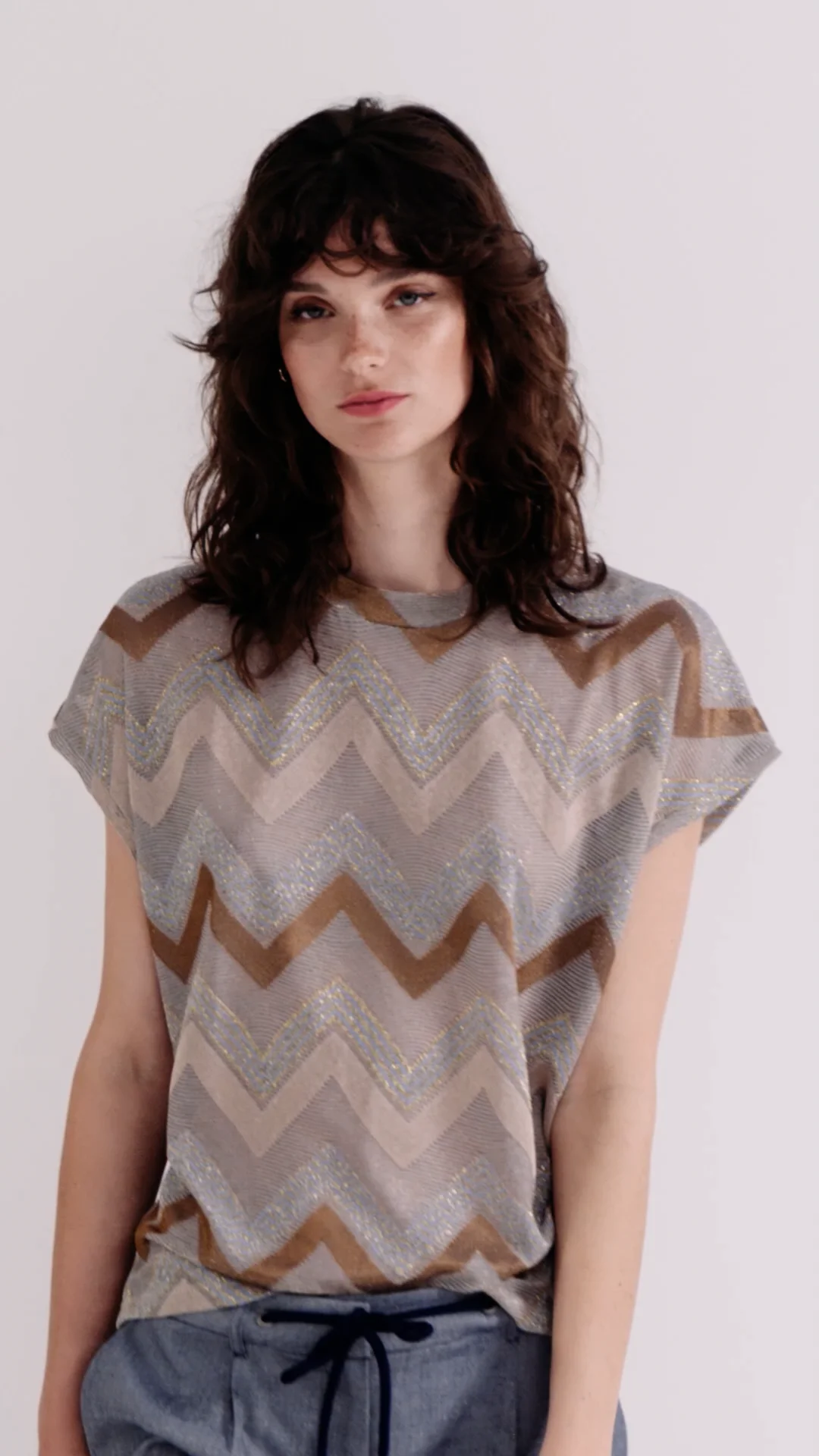 Top with zigzag pattern – Summum
