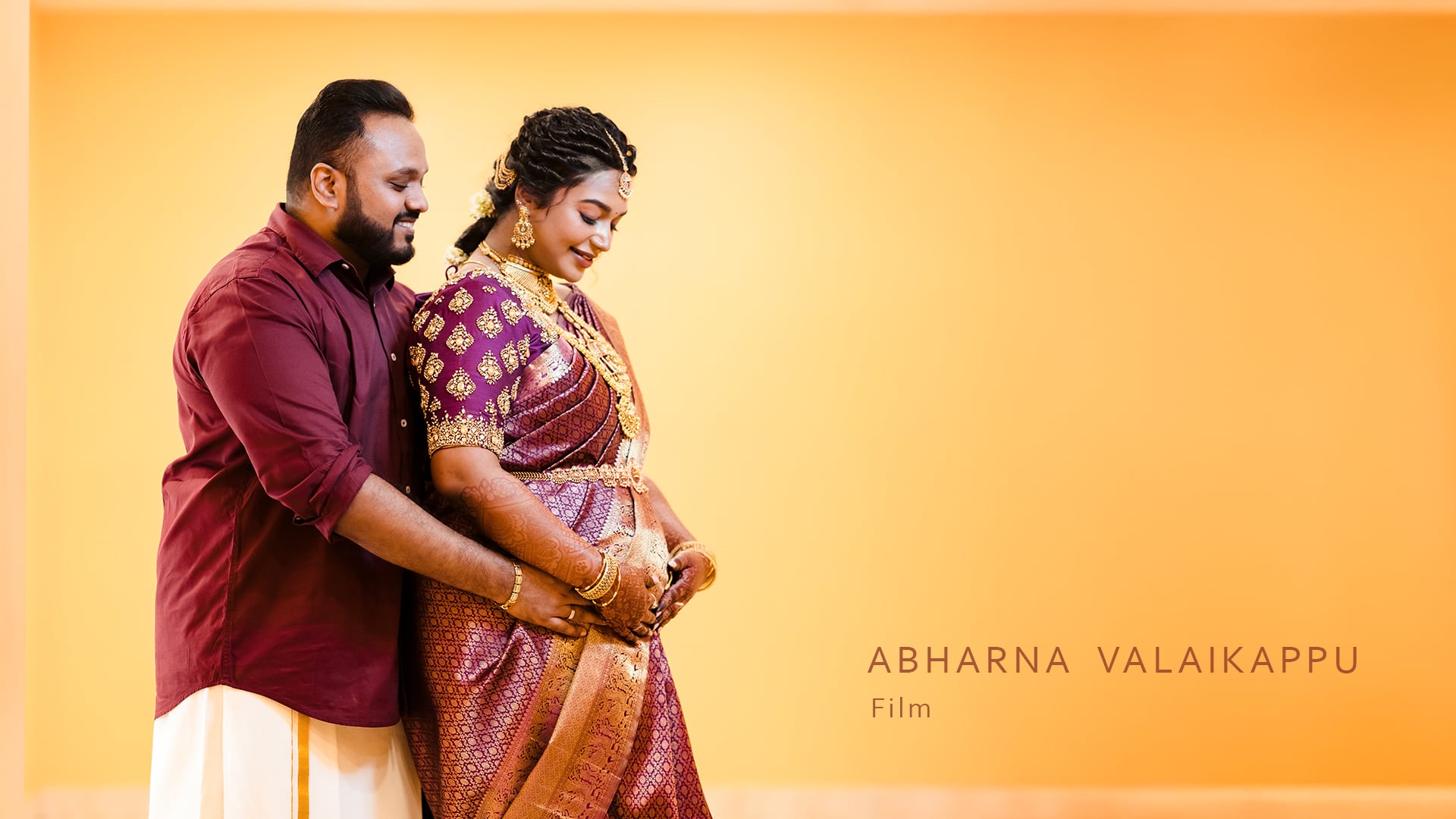 Abharna Valaikappu - Film