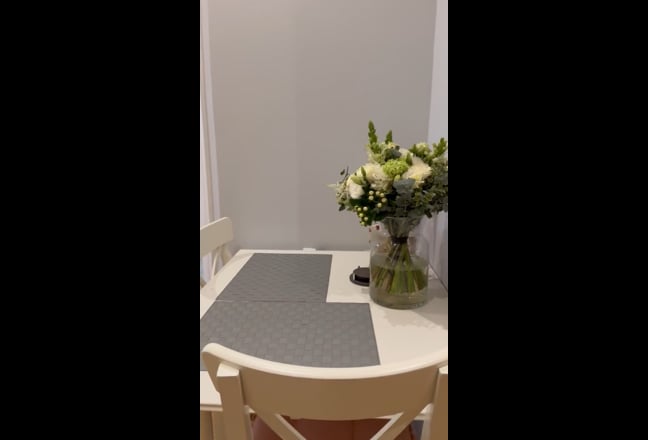 Large double room with own bathroom Main Photo