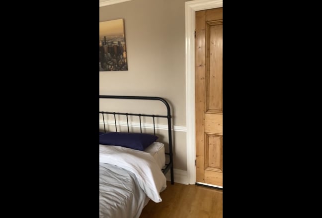 Beautiful bright double room situated in winton Main Photo