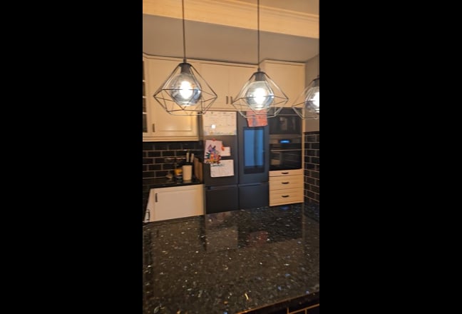 Stunning West End Garden Flat Main Photo