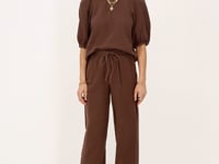 Brown trousers with elastic band & bow tie | My Jewellery