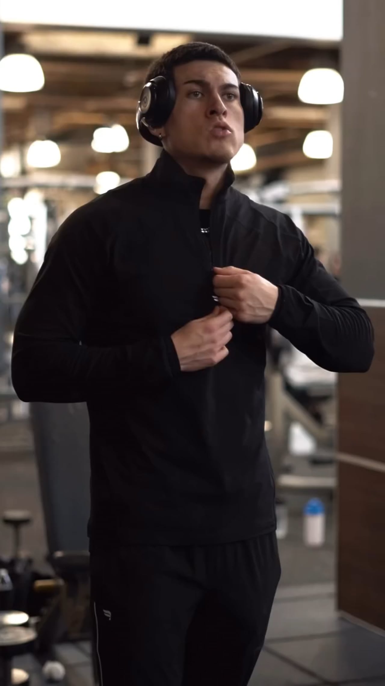 The Altitude Quarter Zip - Fabletics