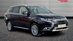 MITSUBISHI OUTLANDER 2018 (68)