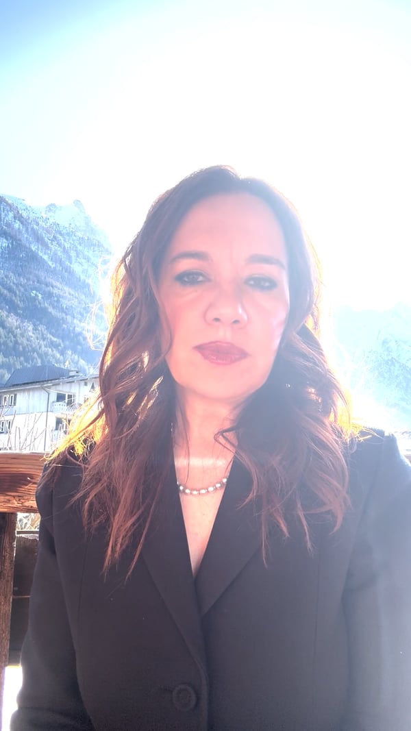 Vorschaubild Video-Testimonial Dr. med. Nuray D.