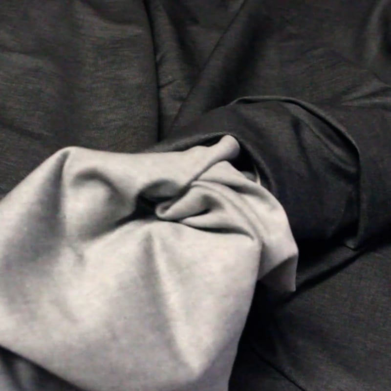 Vidéo: Jean's coton & élasthanne - Gris foncé Vidéo: Jean's coton & élasthanne - Gris foncé