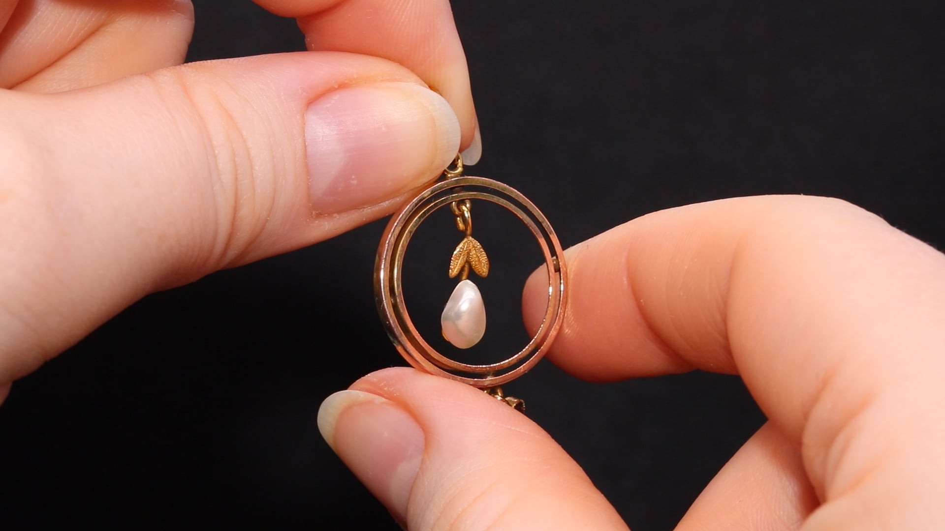 Breloque Pendentif Ancien En Or Jaune 9 Carats - Perle Palourde - Occasion - Royaume-Uni