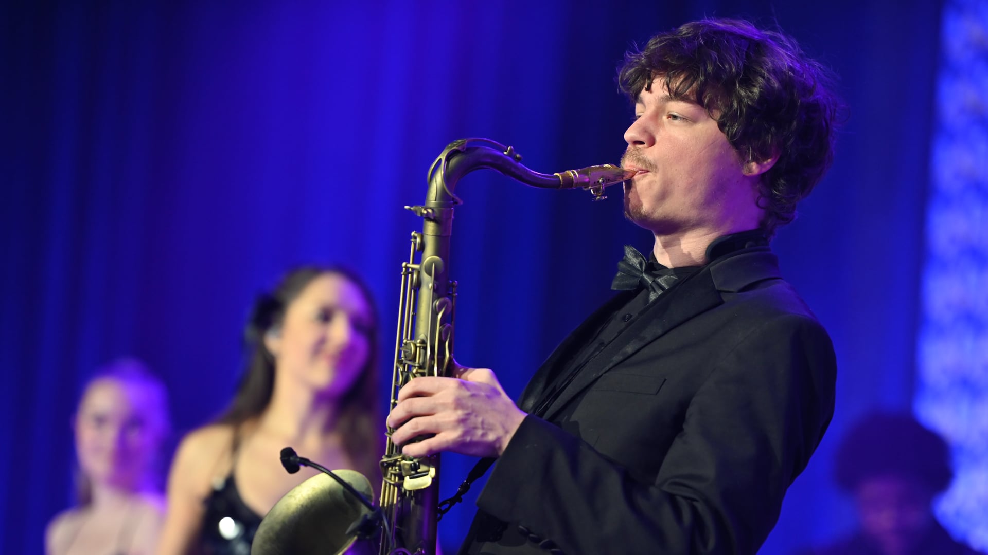 HIGHLIGHTS - The Crossroad Sound at the Overland Park Convention Center