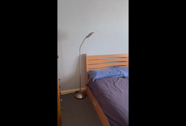 Large Double Room to rent Main Photo