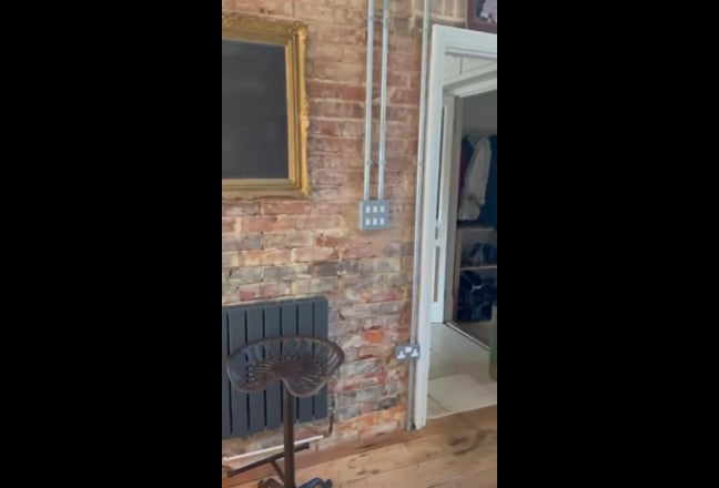 Large room in beautiful Edwardian house Main Photo