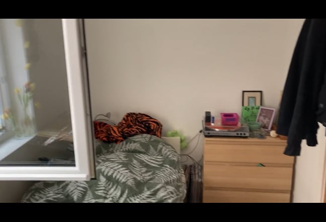 Video 1: Kitchen