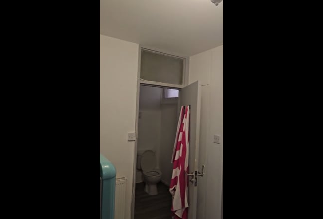 Lovely spacious apartment with garden, 495 ft2. Main Photo