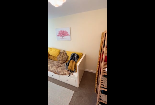 Video 1: Main Lounge