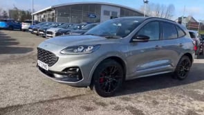 FORD KUGA 2023 (73)