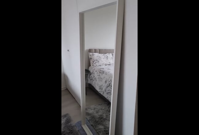 Looking for a clean, professional room mate. Main Photo