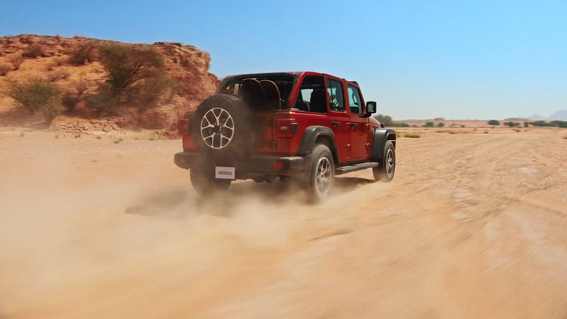 kinder bueno X Jeep DC