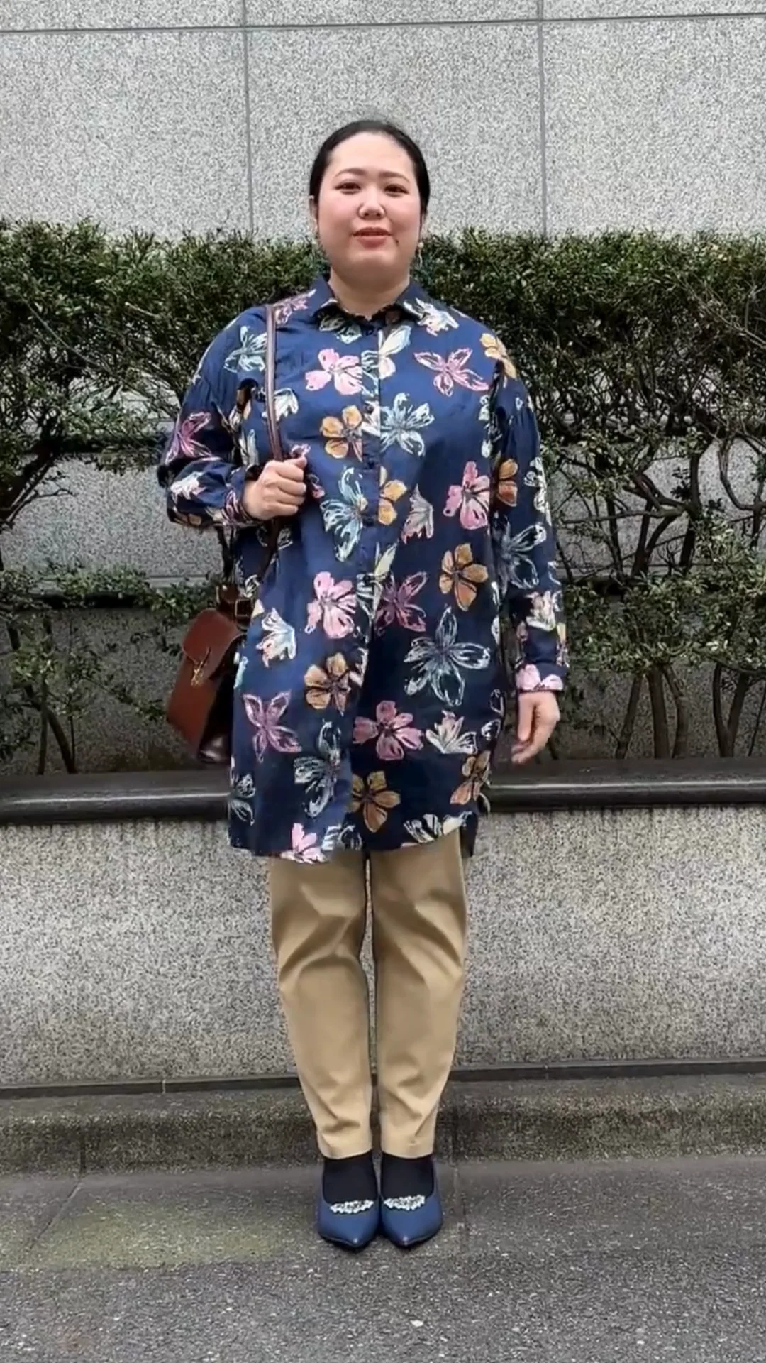 大きいサイズ】 15号(3L) ペイントフラワープリントチュニック