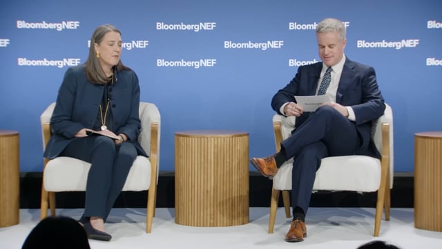 Watch "<h3 data-pm-slice="1 1 []">Executive Dialogue: Turning Problems Into Solutions: Utilities, Grids and Resilience</h3>
Patti Poppe, Chief Executive Officer, PG&E Corporation. Moderated by Tom Rowlands-Rees, Head of North America Reserch, BloombergNEF"