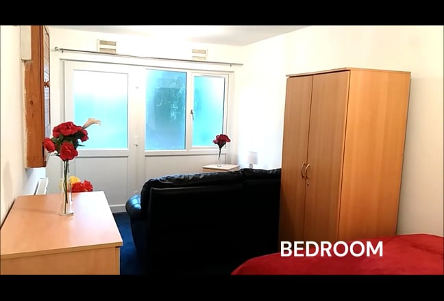 Double Room to Rent High Wycombe HP12 3Hf Main Photo