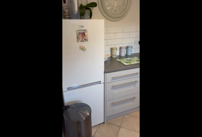 2 Bed Terraced House Main Photo