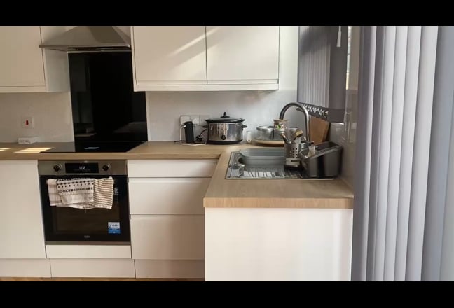 Beautiful Villa -All Bills Included Main Photo