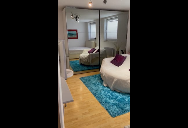 Mid-Long term*Central* Beautiful*by The RIVER Main Photo