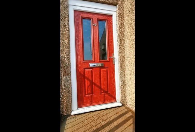 Large Bedroom Flat In Killamarsh  Main Photo
