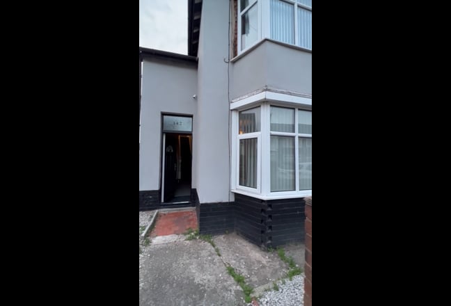 Video 1: Room 1