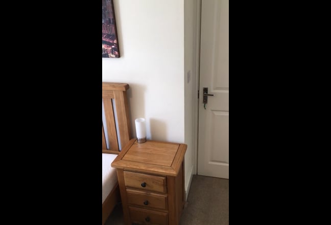 Bedroom in refurbished home, quiet West Acton Main Photo