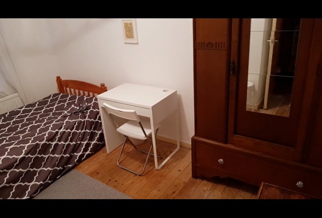 3rs Oct Suitable for student or short stay profess Main Photo