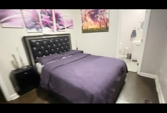 Master Bedroom in Shared House Main Photo